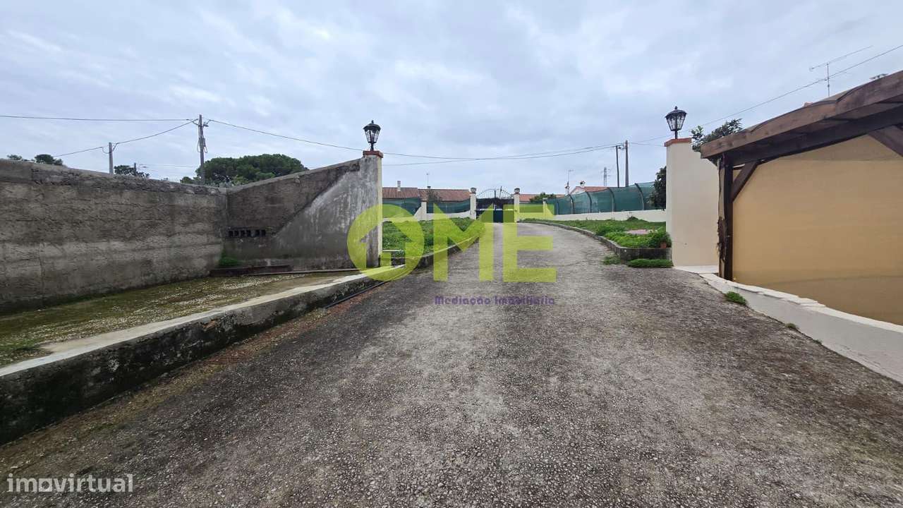 Moradia T6, com 5 000m2 de terreno-20