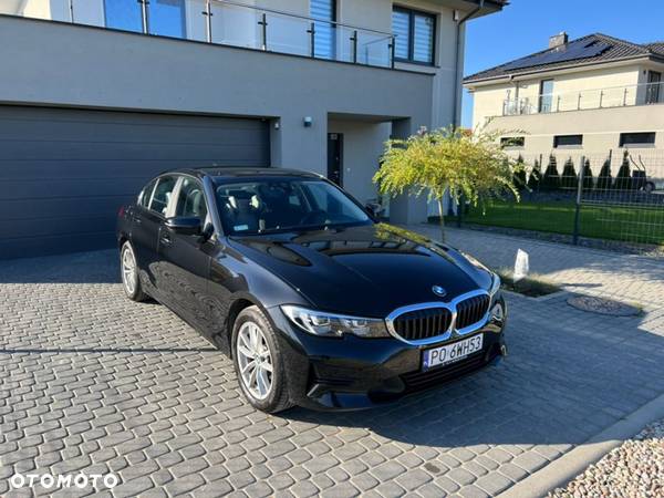 BMW Seria 3 320d xDrive - 3