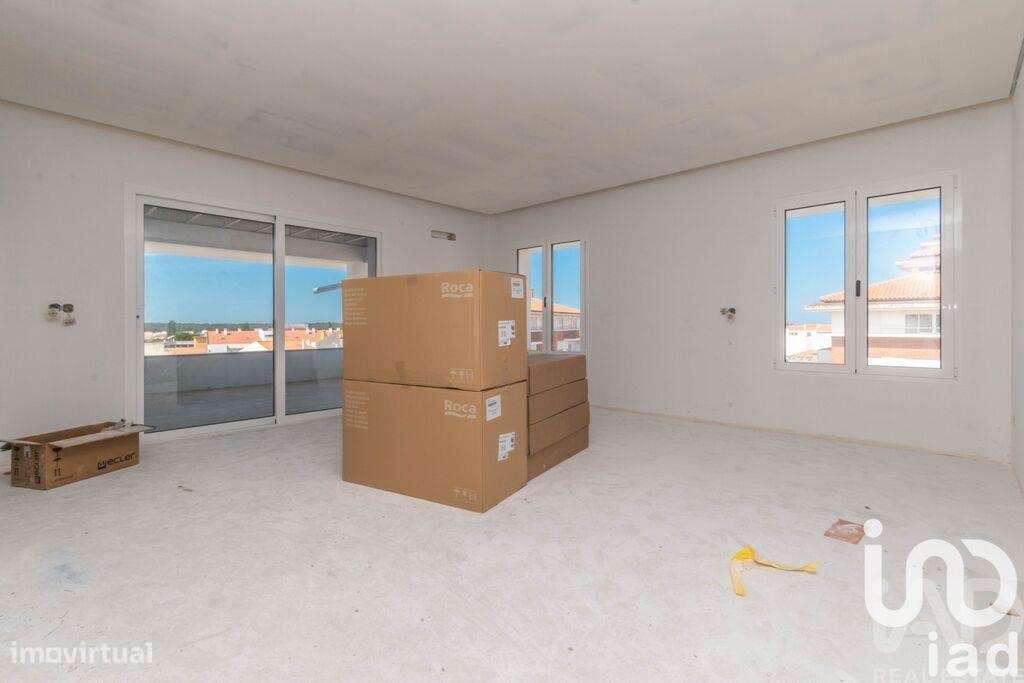 Apartamento T4 em Marinha Grande de 172 m2 - Grande imagem: 2/12