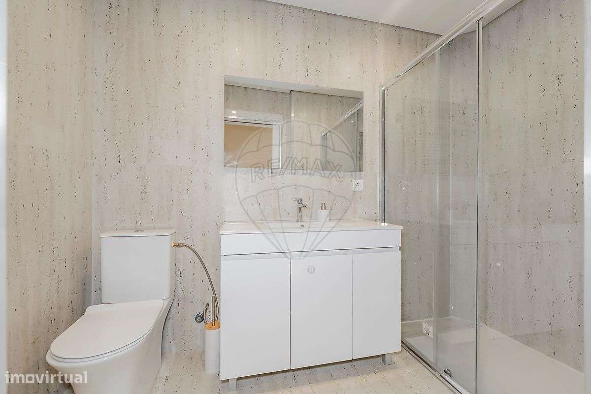 Apartamento T0 para venda na Rua do Caires, Braga-10