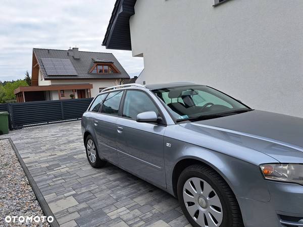 Audi A4 Avant 2.0 TDI - 8