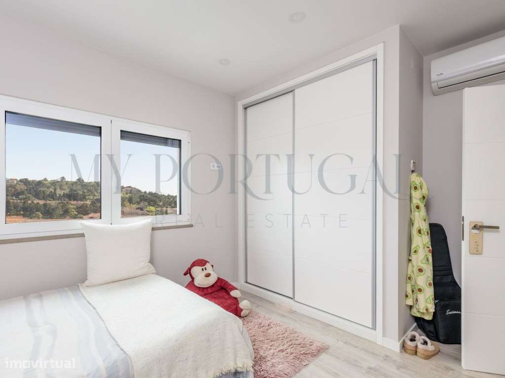 Uma Moradia com Vistas Deslumbrantes de Mar e Vale-27