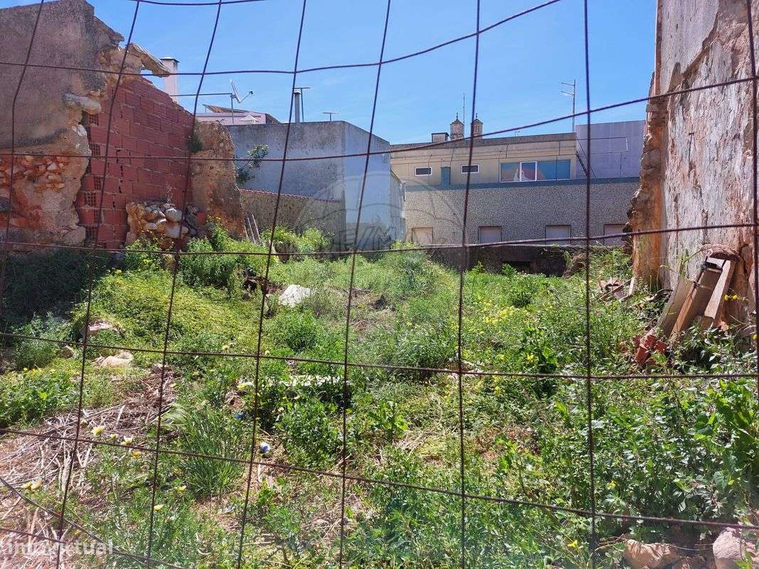 Terreno  para venda - Grande imagem: 2/4