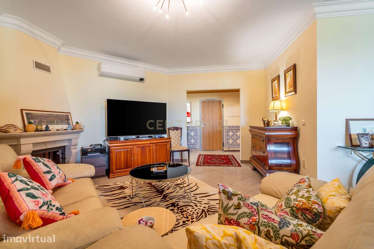 Apartamento T3 com Vista Mar, Piscina e Estacionamento – Edifício Belo - Grande imagem: 2/25