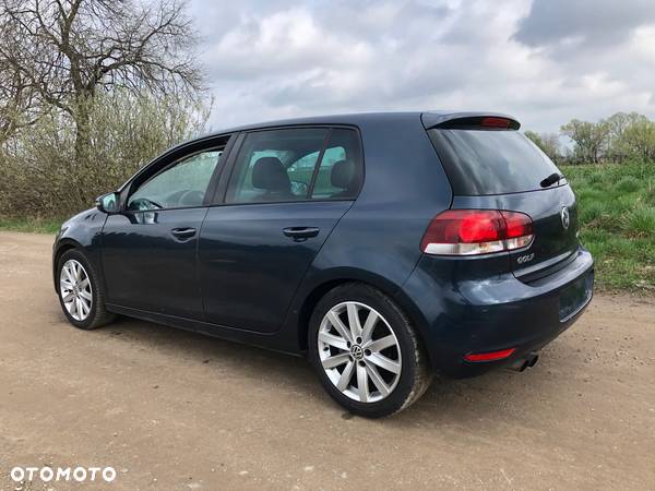 Volkswagen Golf 2.0 TDI DPF DSG Highline - 3