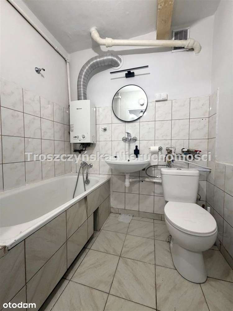 Kawalerka Tysiąclecie - wysoki parter!-6