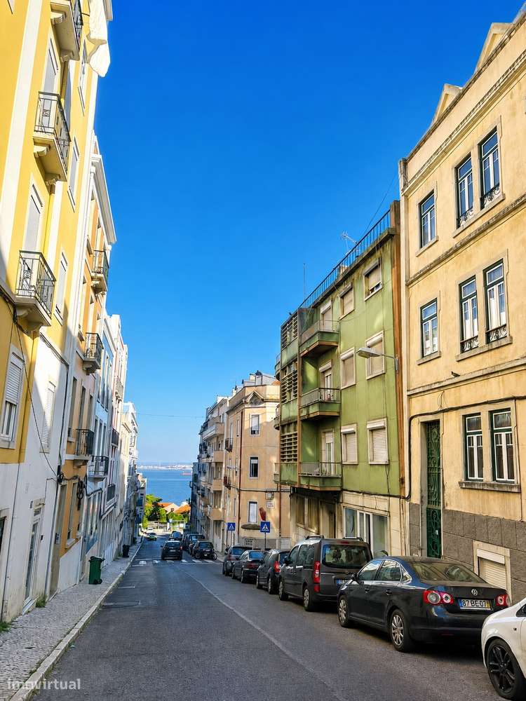 Apartamento T3 na Graça, Lisboa-11