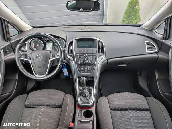 Opel Astra Sports Tourer 2.0 CDTI ECOTEC - 4