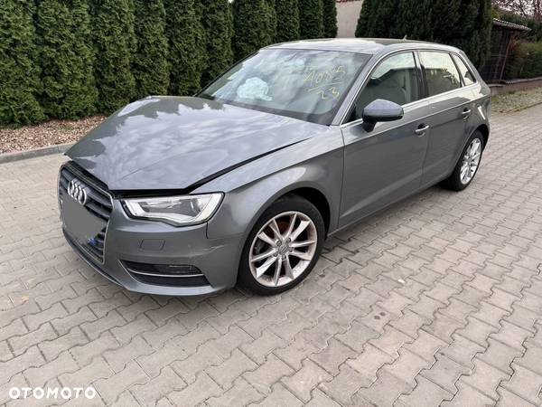 Audi A3 1.4 TFSI Sportback Ambiente - 2