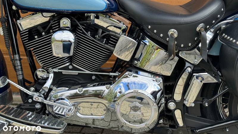 Harley-Davidson Softail Heritage Classic - 20