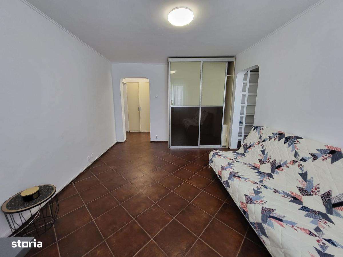 P-ta Victoriei-Ap. 2 cam, mob/util, excelent pt. investitie - Imagine principală: 4/15
