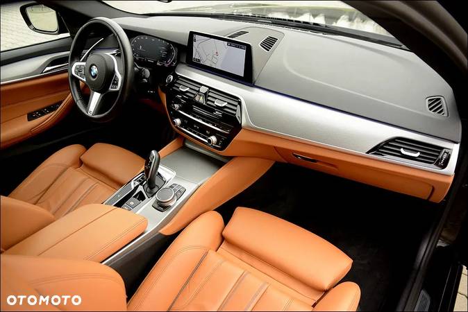 BMW Seria 5 520d Touring M Sport Edition - 27