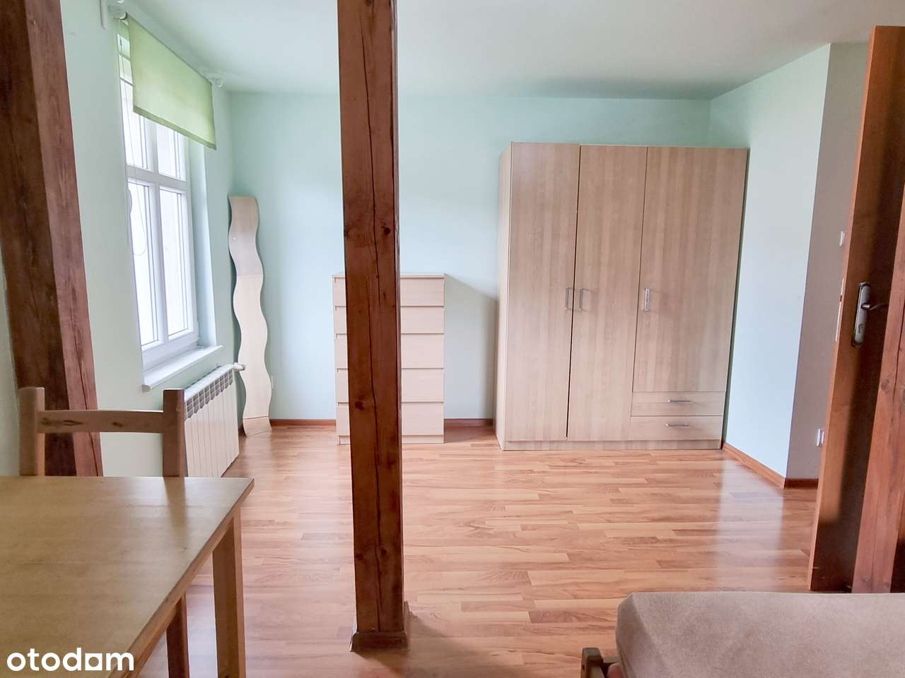 5-pok | 4 niezależne pokoje | osobna kuchnia | piwnica | 2 piętro |