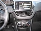 Peugeot 208 1.4 HDi SE Style - 14