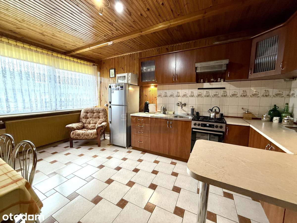 Dom w cichej okolicy, duża działka, blisko miasta-2