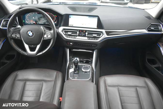 BMW Seria 3 320i GT xDrive AT - 11
