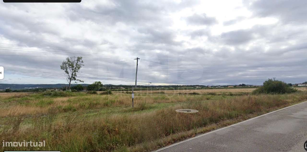 Terreno rústico com Ruína no Tramagal - Grande imagem: 5/5