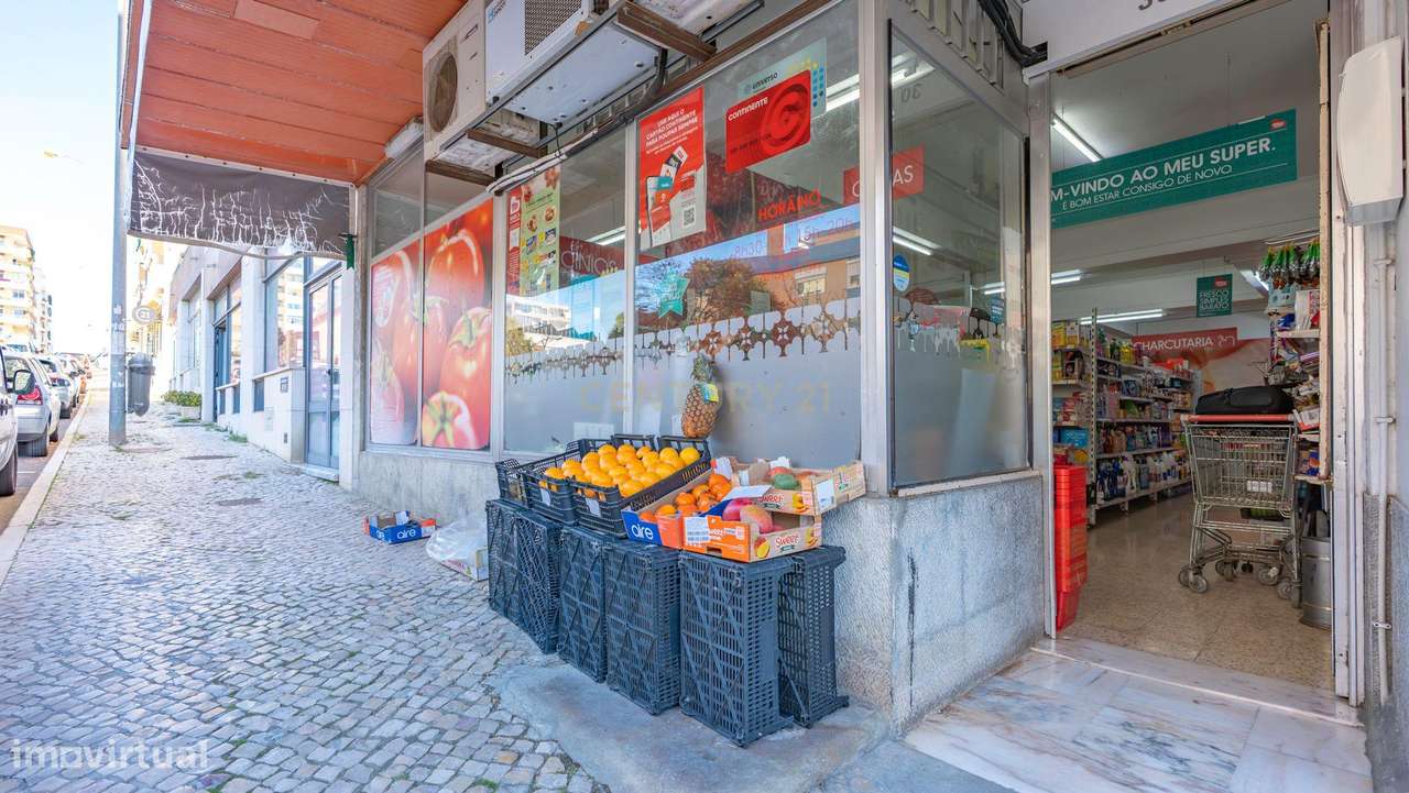 Loja Comercial em Oeiras - Excelente Oportunidade de Investimento-16