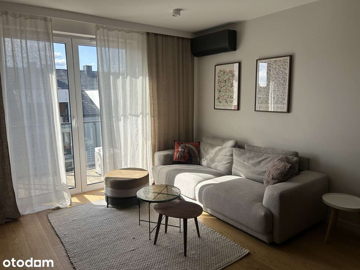 2 - pokojowe mieszkanie ze strychem + miejsce postojowe, Partynice - Pełny obrazek: 1/10