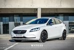 Volvo V40 2.0 D2 Momentum - 1