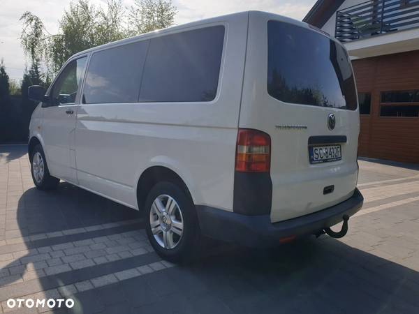 Volkswagen Transporter - 11