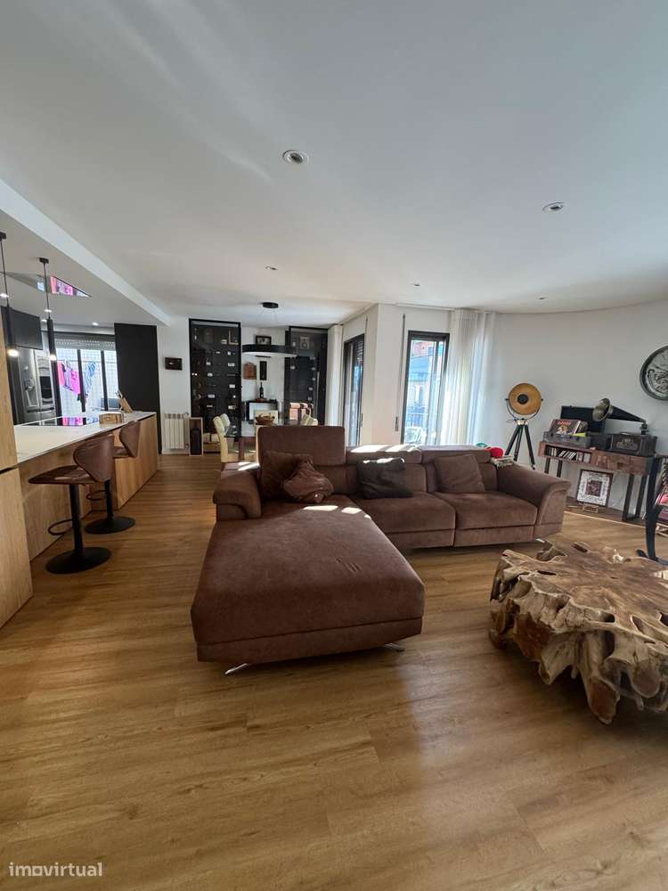 Apartamento T3 - 181m2- Localizado no Centro de Esposende-3