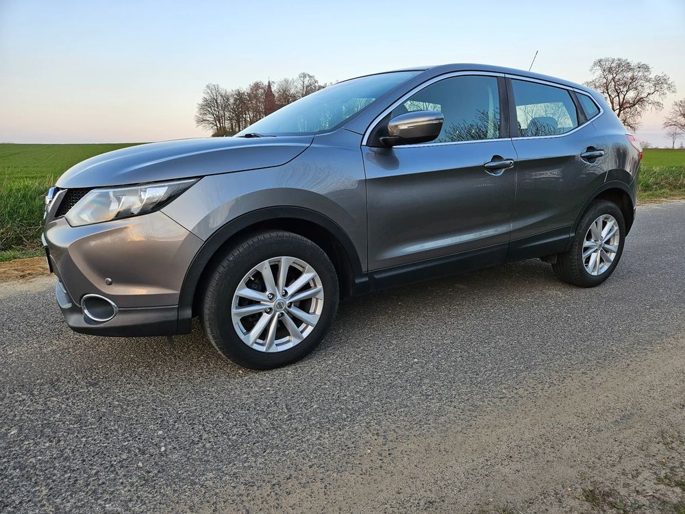 Nissan Qashqai II 1.2 DIG-T Acenta 2014