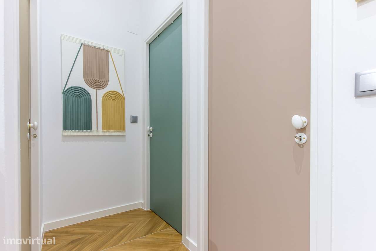 Moradia T2 Renovada com logradouro em Montijo-17