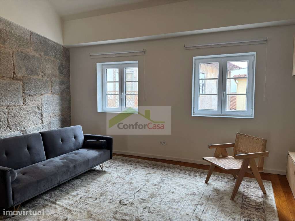 Apartamento T2 mobilado com ar condicionado no Centro Histórico - R... - Grande imagem: 3/14