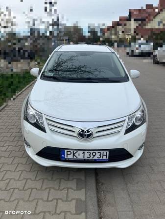 Toyota Avensis 1.8 Premium MS - 1