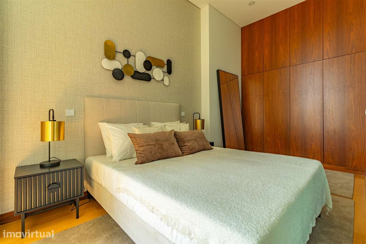 Apartamento T1 Venda em Cedofeita, Santo Ildefonso, Sé, Miragaia, São - Grande imagem: 3/34