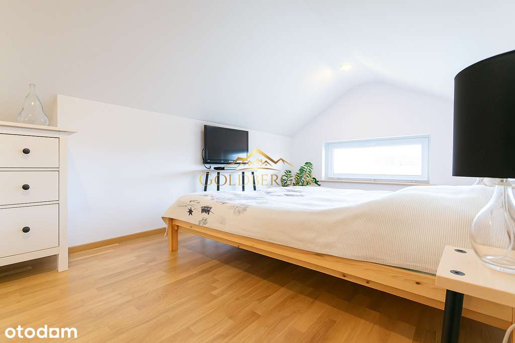 Przytulny dom na przestronnej działce!-14