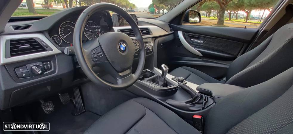 BMW 316 d Line Luxury - 20