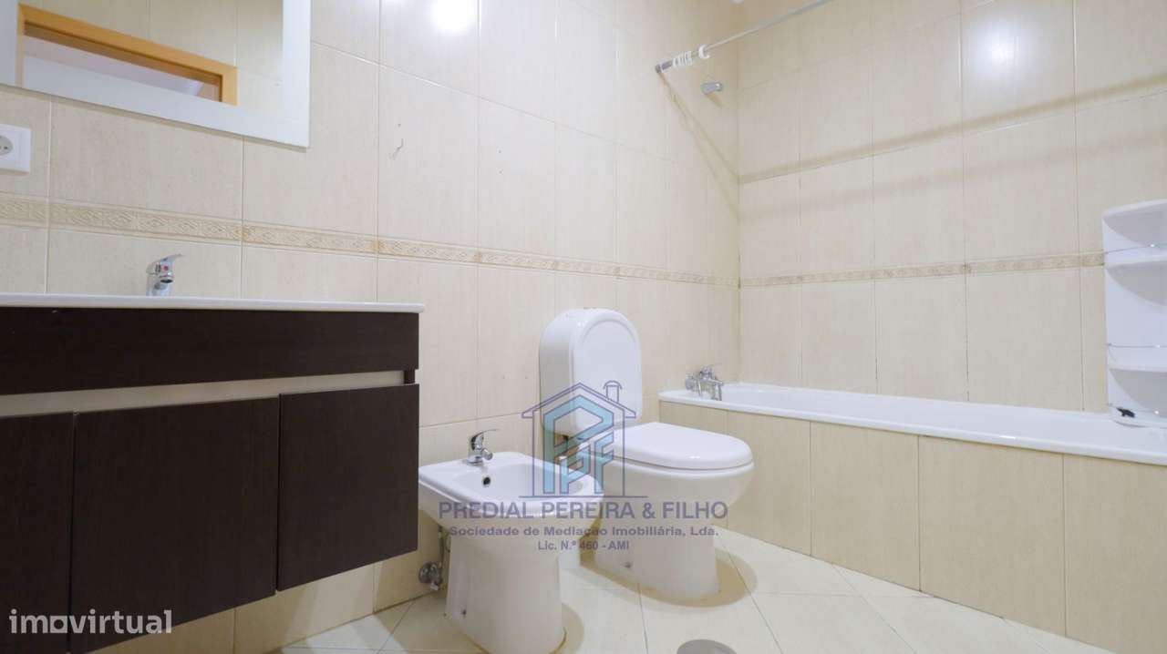Apartamento T2  com Terraço - Baguim / Igreja-25