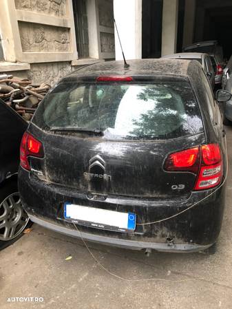 Dezmembrez Citroen C3 2012 negru - 7