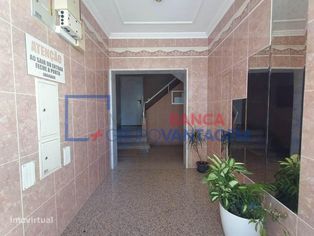 APARTAMENTO T2 EM VENDA NO SEIXAL. IMÓVEL OCUPADO. VENDA DE 50% - Grande imagem: 4/7