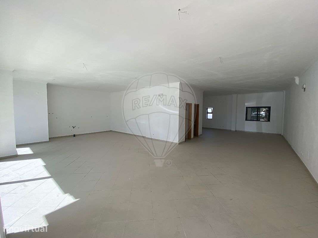 Loja  para arrendamento - Grande imagem: 2/10