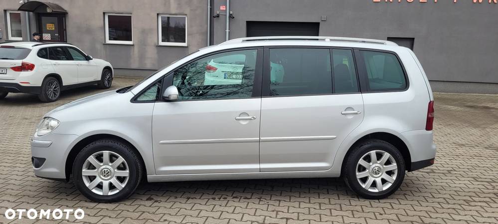 Volkswagen Touran 2.0 TDI DPF Trendline - 2