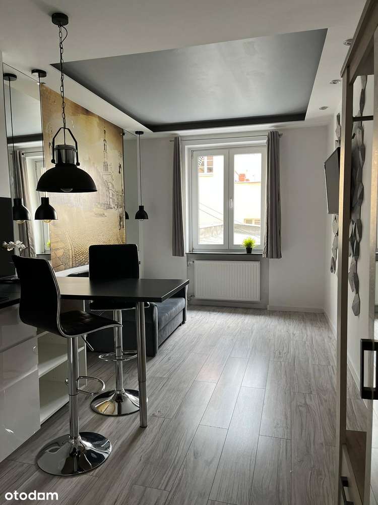 Mieszkanie przy Starym Rynku, 57 m, podzielone na dwa apartamenty, - Pełny obrazek: 3/13