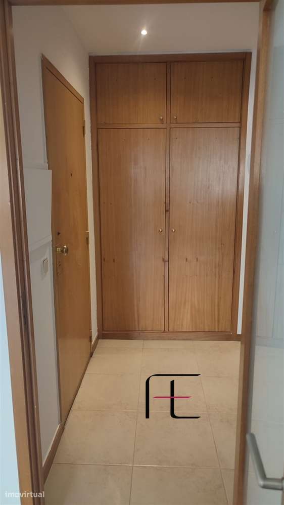 Apartamento T3 + Escritório em Águas Santas Venda 299.000€-8