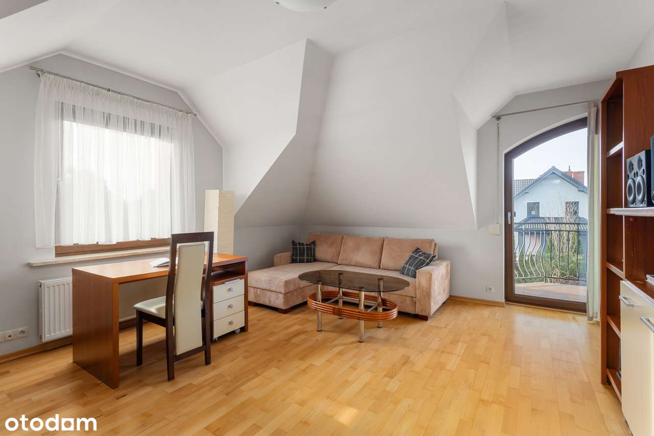 Przestronny LUKSUSOWY dom wolnostojący z wyjątkowym ogrodem!-11