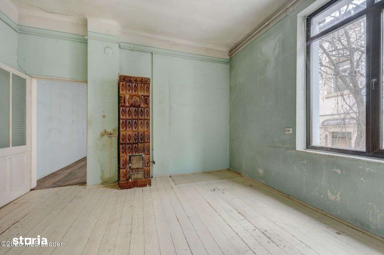 Casă 4 camere, rond Regina Maria, exterior renovat-12