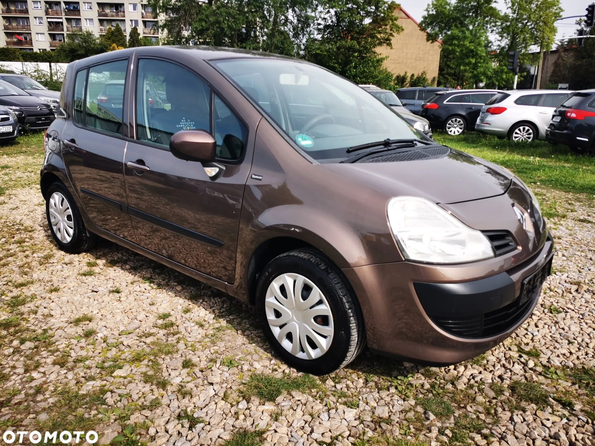 Renault Modus 1.2 16V Yahoo - 1