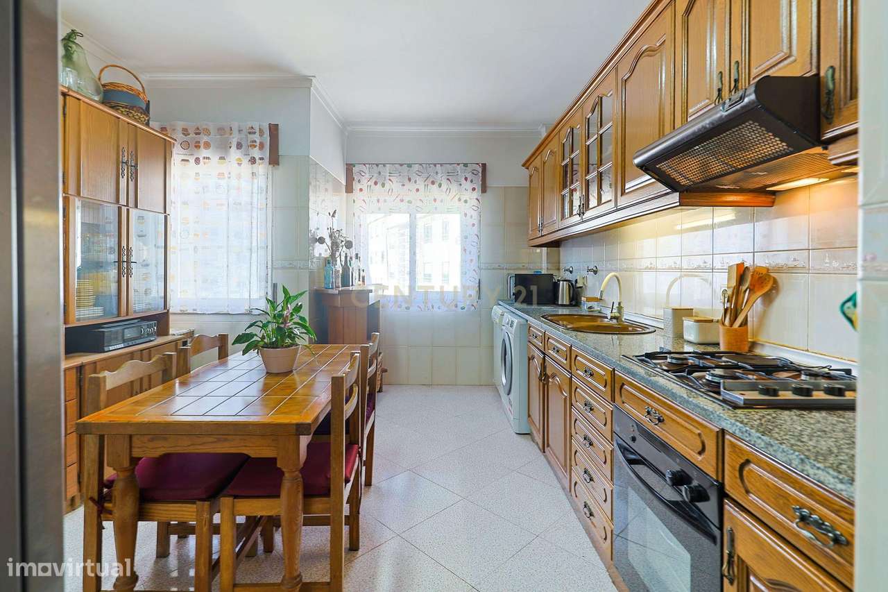 Apartamento T3  Santa Marta do Pinhal/Corroios - Oportunidade Única! - Grande imagem: 5/21