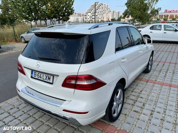 Mercedes-Benz ML 350 BlueTec 4MATIC Aut - 16