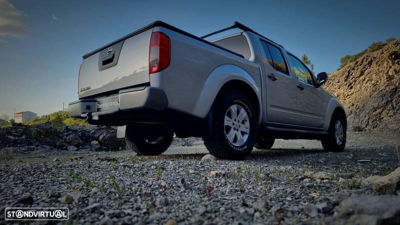 Nissan Navara 2.5 dCi CD SE AT 4WD - 29