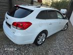 Chevrolet Cruze - 12