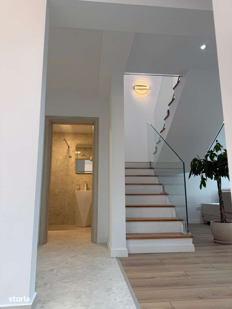 Proprietar vand casa situata in Brasov, Calea Feldioarei, 33. - Imagine principală: 5/16