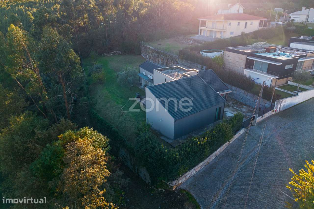 Luxo, privacidade e tecnologia - T4+1 Premium em Guimarães-6