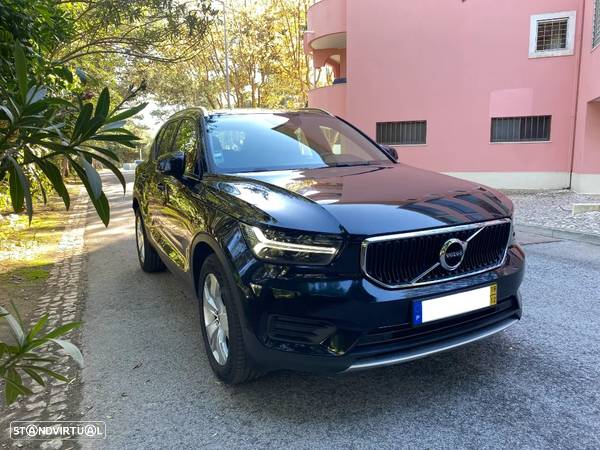 Volvo XC 40 2.0 D3 Momentum Geartronic - 8